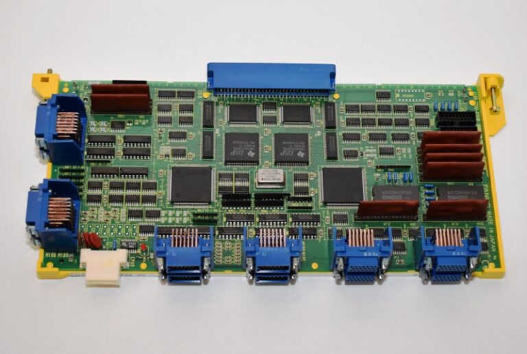 A16B-2200-0390 Placa de ejes 4 Serial reacondicionada