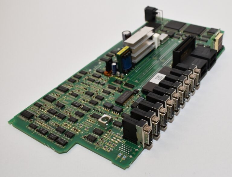 A16B-2202-0431 Placa de control de husillo reacondicionada