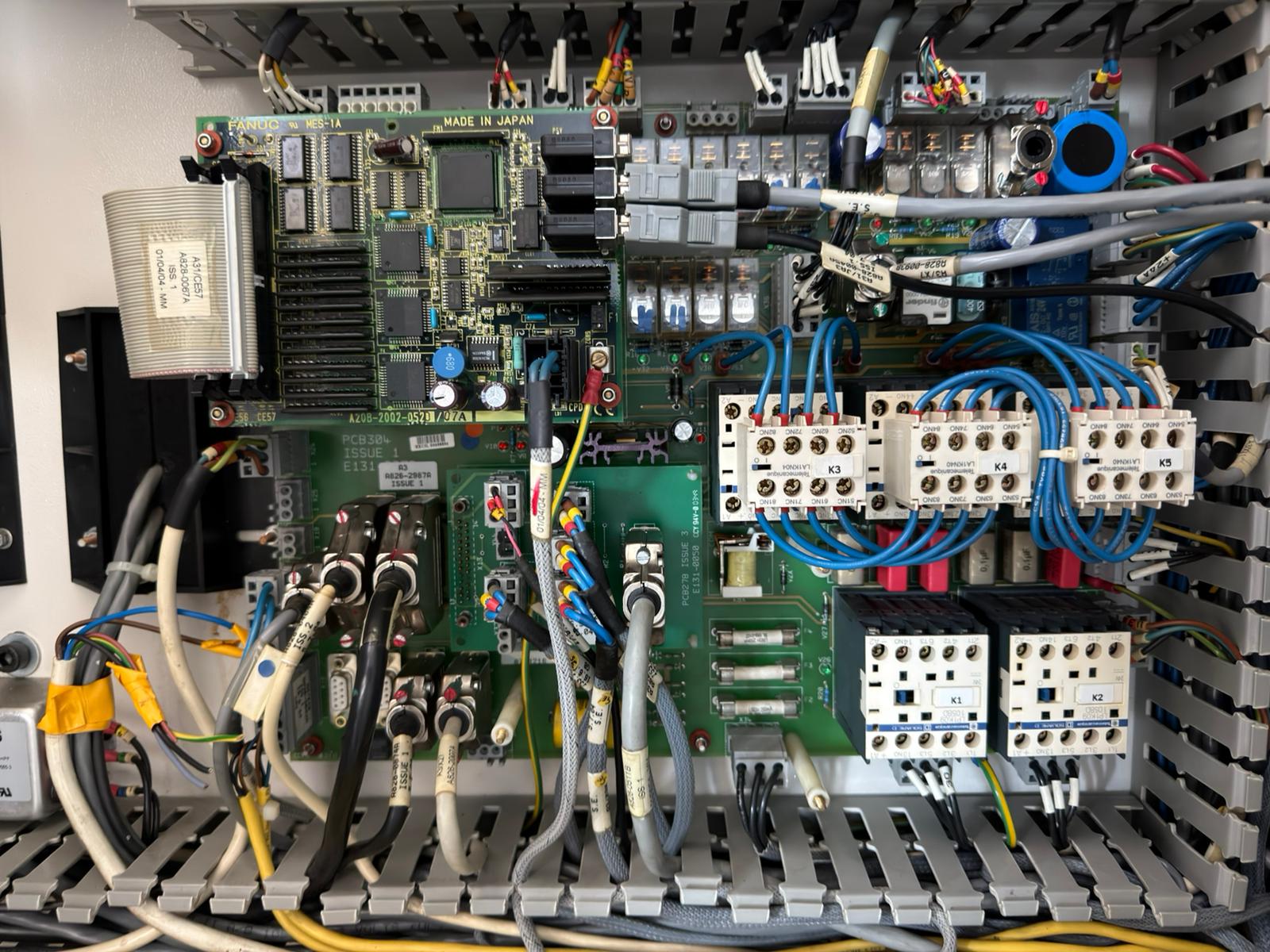 Tarjeta interface FANUC con fallo de señales de entrada en centro de mecanizado CNC